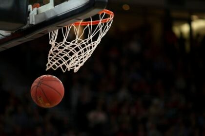 منتخب السلة يتأهل إلى نهائيات البطولة القارية